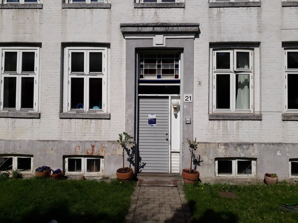 Facaderenovering Lykkeholms Alle Frederiksberg - sandblæsning weber